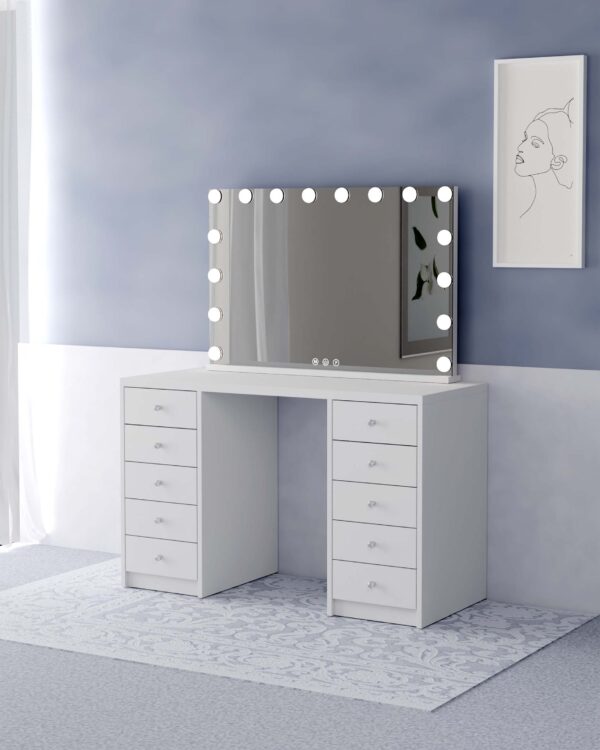 Ellie Hollywood Vanity Station